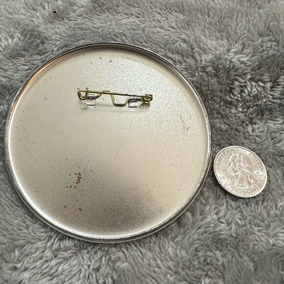 Vintage 60s 70’s 80’s MLB Detroit Tigers Baseball Souvenir Pin Back Button - Picture 3 of 3